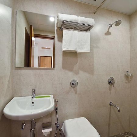 Hotel Leafio מומביי מראה חיצוני תמונה